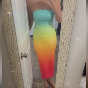 Malibu Midi Dress in Multi
Runaway The Label size small